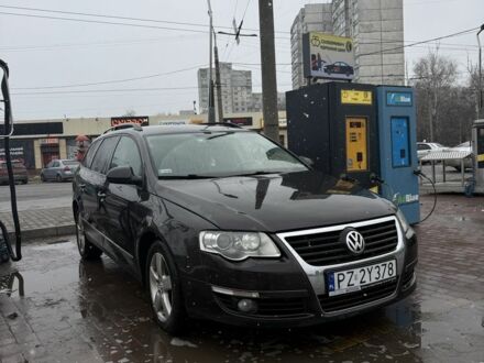 Коричневий Фольксваген Пассат Варіант, об'ємом двигуна 2 л та пробігом 215 тис. км за 3250 $, фото 1 на Automoto.ua