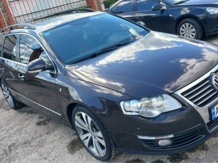 Коричневый Фольксваген Пассат Вариант, объемом двигателя 2 л и пробегом 300 тыс. км за 5700 $, фото 1 на Automoto.ua