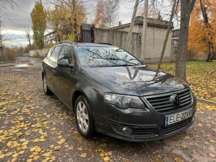 Фольксваген Пассат Варіант 2008 у Харкові на Automoto.ua Коричневий Фольксваген Пассат Варіант, об'ємом двигуна 2 л та пробігом 300 тис. км за 3100 $, фото 1 на Automoto.ua