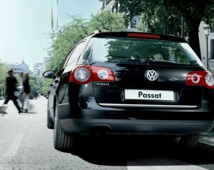 Коричневый Фольксваген Пассат Вариант, объемом двигателя 1.8 л и пробегом 200 тыс. км за 9524 $, фото 1 на Automoto.ua