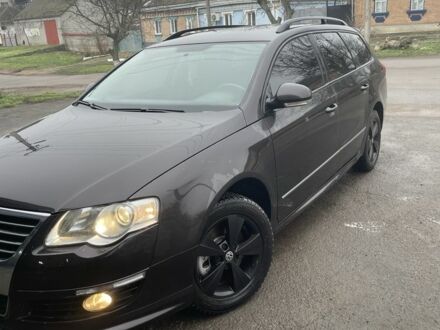 Коричневый Фольксваген Пассат Вариант, объемом двигателя 1.6 л и пробегом 288 тыс. км за 6850 $, фото 1 на Automoto.ua