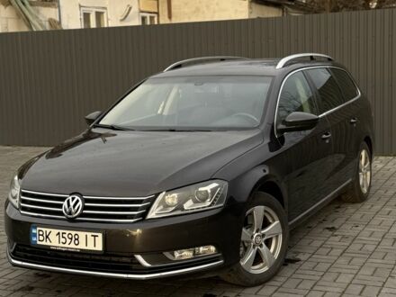 Коричневий Фольксваген Пассат Варіант, об'ємом двигуна 1.6 л та пробігом 216 тис. км за 9200 $, фото 1 на Automoto.ua