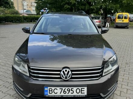 Фольксваген Пассат Варіант 2012 у Чернівцях на Automoto.ua Коричневий Фольксваген Пассат Варіант, об'ємом двигуна 2 л та пробігом 305 тис. км за 10500 $, фото 1 на Automoto.ua
