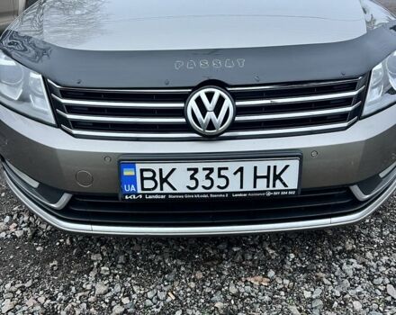 Коричневый Фольксваген Пассат Вариант, объемом двигателя 2 л и пробегом 320 тыс. км за 12000 $, фото 1 на Automoto.ua