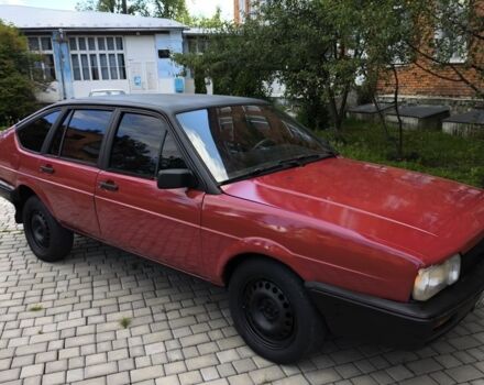 Красный Фольксваген Пассат Вариант, объемом двигателя 1.8 л и пробегом 333 тыс. км за 899 $, фото 1 на Automoto.ua