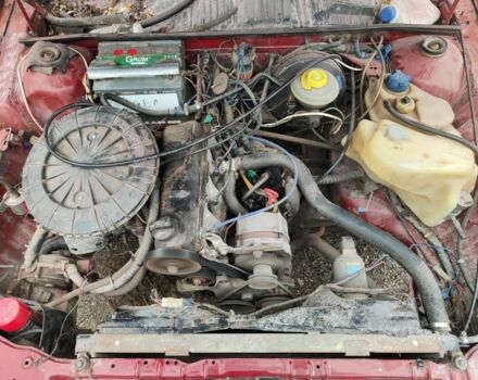 Красный Фольксваген Пассат Вариант, объемом двигателя 0 л и пробегом 400 тыс. км за 500 $, фото 4 на Automoto.ua