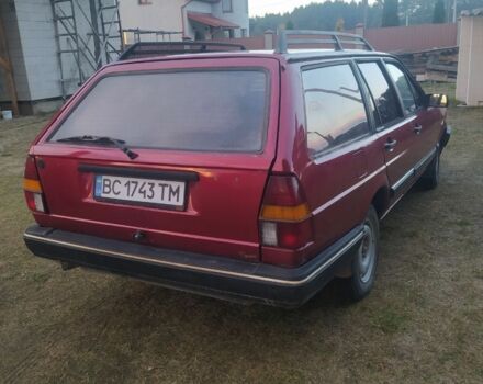 Красный Фольксваген Пассат Вариант, объемом двигателя 1.6 л и пробегом 999 тыс. км за 1550 $, фото 6 на Automoto.ua