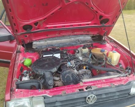 Красный Фольксваген Пассат Вариант, объемом двигателя 1.6 л и пробегом 999 тыс. км за 1550 $, фото 7 на Automoto.ua