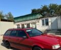 Красный Фольксваген Пассат Вариант, объемом двигателя 1.8 л и пробегом 300 тыс. км за 1800 $, фото 1 на Automoto.ua