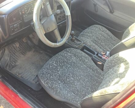 Красный Фольксваген Пассат Вариант, объемом двигателя 1.6 л и пробегом 333 тыс. км за 1000 $, фото 3 на Automoto.ua