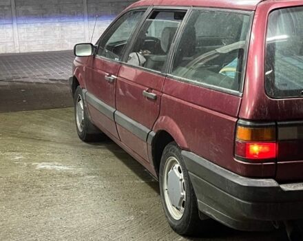 Красный Фольксваген Пассат Вариант, объемом двигателя 1.8 л и пробегом 400 тыс. км за 2600 $, фото 4 на Automoto.ua