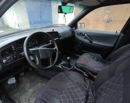 Красный Фольксваген Пассат Вариант, объемом двигателя 2 л и пробегом 565 тыс. км за 1906 $, фото 5 на Automoto.ua