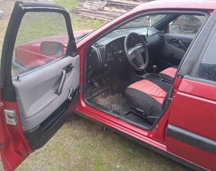 Красный Фольксваген Пассат Вариант, объемом двигателя 1.9 л и пробегом 500 тыс. км за 2285 $, фото 2 на Automoto.ua