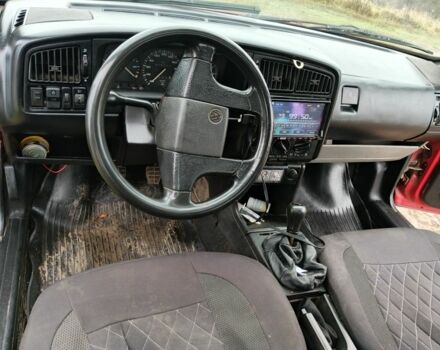 Червоний Фольксваген Пассат Варіант, об'ємом двигуна 1.8 л та пробігом 350 тис. км за 1200 $, фото 2 на Automoto.ua