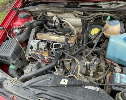 Красный Фольксваген Пассат Вариант, объемом двигателя 1.9 л и пробегом 420 тыс. км за 1200 $, фото 4 на Automoto.ua