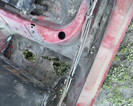 Красный Фольксваген Пассат Вариант, объемом двигателя 0 л и пробегом 300 тыс. км за 650 $, фото 15 на Automoto.ua