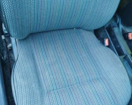 Красный Фольксваген Пассат Вариант, объемом двигателя 2 л и пробегом 1 тыс. км за 3200 $, фото 4 на Automoto.ua