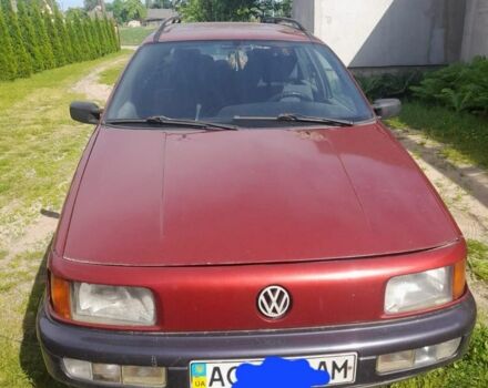 Фольксваген Пассат Вариант 1993 в Ковель на Automoto.ua Красный Фольксваген Пассат Вариант, объемом двигателя 2 л и пробегом 450 тыс. км за 1200 $, фото 2 на Automoto.ua