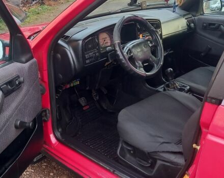 Червоний Фольксваген Пассат Варіант, об'ємом двигуна 1.8 л та пробігом 350 тис. км за 1200 $, фото 9 на Automoto.ua