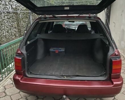 Красный Фольксваген Пассат Вариант, объемом двигателя 2 л и пробегом 10 тыс. км за 2500 $, фото 11 на Automoto.ua