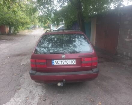 Червоний Фольксваген Пассат Варіант, об'ємом двигуна 1.8 л та пробігом 280 тис. км за 2750 $, фото 4 на Automoto.ua