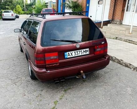 Червоний Фольксваген Пассат Варіант, об'ємом двигуна 2 л та пробігом 300 тис. км за 3000 $, фото 3 на Automoto.ua