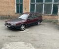 Красный Фольксваген Пассат Вариант, объемом двигателя 1.6 л и пробегом 260 тыс. км за 1600 $, фото 1 на Automoto.ua