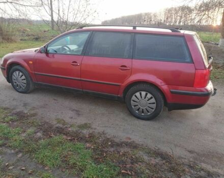 Червоний Фольксваген Пассат Варіант, об'ємом двигуна 1.8 л та пробігом 334 тис. км за 2650 $, фото 10 на Automoto.ua