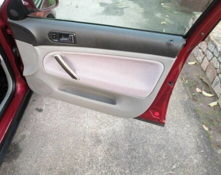 Червоний Фольксваген Пассат Варіант, об'ємом двигуна 1.8 л та пробігом 334 тис. км за 2650 $, фото 21 на Automoto.ua