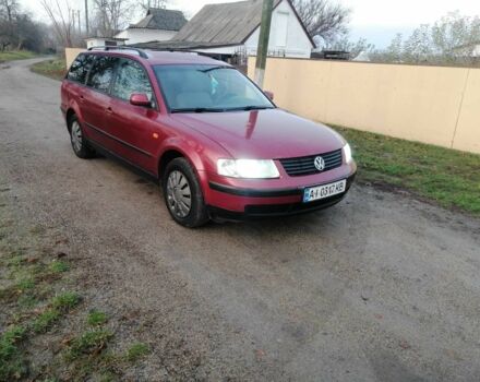 Червоний Фольксваген Пассат Варіант, об'ємом двигуна 1.8 л та пробігом 334 тис. км за 2650 $, фото 4 на Automoto.ua