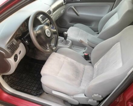 Червоний Фольксваген Пассат Варіант, об'ємом двигуна 1.8 л та пробігом 334 тис. км за 2650 $, фото 15 на Automoto.ua