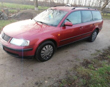 Червоний Фольксваген Пассат Варіант, об'ємом двигуна 1.8 л та пробігом 334 тис. км за 2650 $, фото 1 на Automoto.ua