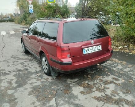 Красный Фольксваген Пассат Вариант, объемом двигателя 1.9 л и пробегом 320 тыс. км за 3324 $, фото 5 на Automoto.ua