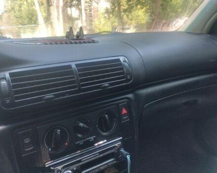 Красный Фольксваген Пассат Вариант, объемом двигателя 1.9 л и пробегом 320 тыс. км за 3324 $, фото 6 на Automoto.ua