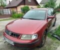 Красный Фольксваген Пассат Вариант, объемом двигателя 1.9 л и пробегом 300 тыс. км за 900 $, фото 1 на Automoto.ua