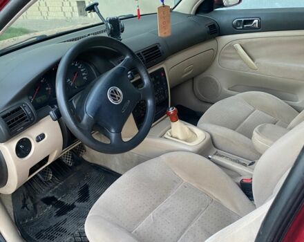 Красный Фольксваген Пассат Вариант, объемом двигателя 1.9 л и пробегом 430 тыс. км за 3299 $, фото 9 на Automoto.ua