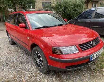 Фольксваген Пассат Вариант 1998 в Полтаве на Automoto.ua Красный Фольксваген Пассат Вариант, объемом двигателя 1.6 л и пробегом 300 тыс. км за 3400 $, фото 1 на Automoto.ua
