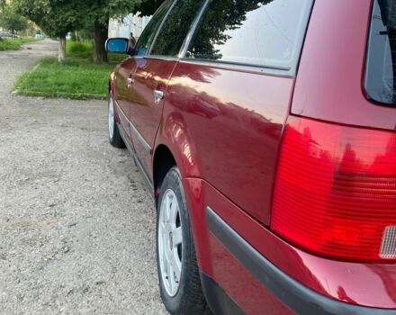 Красный Фольксваген Пассат Вариант, объемом двигателя 1.9 л и пробегом 430 тыс. км за 3299 $, фото 4 на Automoto.ua