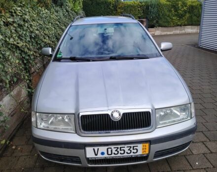 Червоний Фольксваген Пассат Варіант, об'ємом двигуна 1.9 л та пробігом 312 тис. км за 2053 $, фото 4 на Automoto.ua