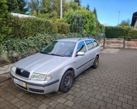 Червоний Фольксваген Пассат Варіант, об'ємом двигуна 1.9 л та пробігом 312 тис. км за 2053 $, фото 8 на Automoto.ua