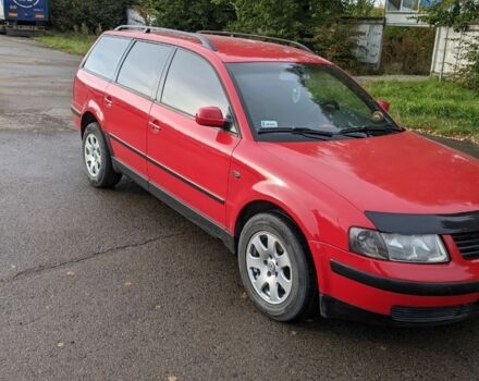 Фольксваген Пассат Вариант 2000 в Ровно на Automoto.ua Красный Фольксваген Пассат Вариант, объемом двигателя 1.9 л и пробегом 400 тыс. км за 3800 $, фото 2 на Automoto.ua