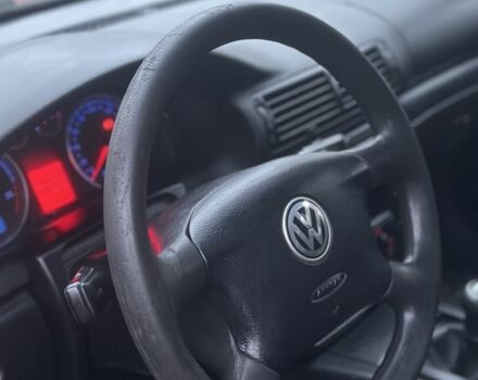 Красный Фольксваген Пассат Вариант, объемом двигателя 1.9 л и пробегом 335 тыс. км за 2900 $, фото 6 на Automoto.ua