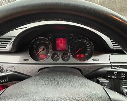 Красный Фольксваген Пассат Вариант, объемом двигателя 1.6 л и пробегом 242 тыс. км за 4500 $, фото 17 на Automoto.ua