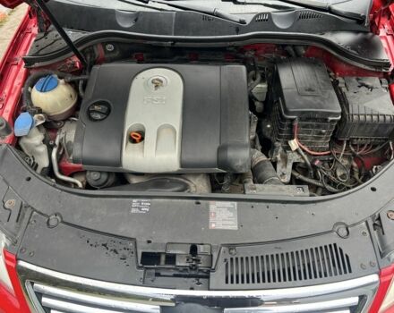 Червоний Фольксваген Пассат Варіант, об'ємом двигуна 1.6 л та пробігом 290 тис. км за 5000 $, фото 1 на Automoto.ua