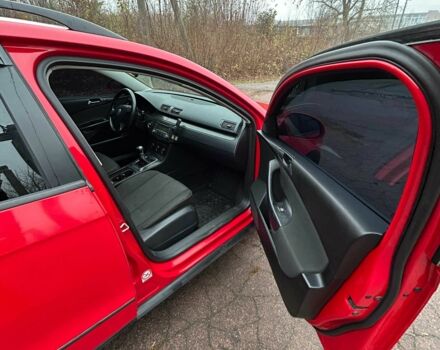 Красный Фольксваген Пассат Вариант, объемом двигателя 1.6 л и пробегом 242 тыс. км за 4500 $, фото 13 на Automoto.ua