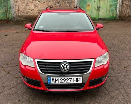 Красный Фольксваген Пассат Вариант, объемом двигателя 1.6 л и пробегом 242 тыс. км за 4500 $, фото 7 на Automoto.ua