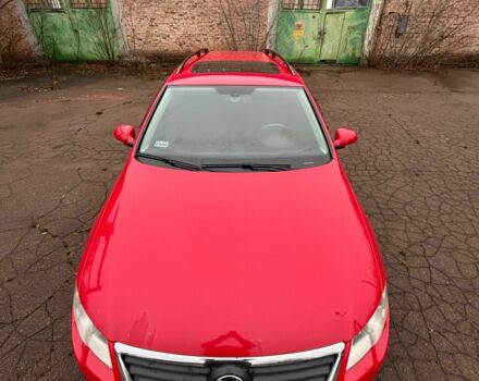 Красный Фольксваген Пассат Вариант, объемом двигателя 1.6 л и пробегом 242 тыс. км за 4500 $, фото 8 на Automoto.ua