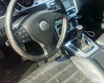 Червоний Фольксваген Пассат Варіант, об'ємом двигуна 2 л та пробігом 360 тис. км за 5500 $, фото 10 на Automoto.ua