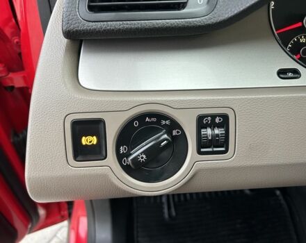 Красный Фольксваген Пассат Вариант, объемом двигателя 1.4 л и пробегом 202 тыс. км за 5400 $, фото 19 на Automoto.ua