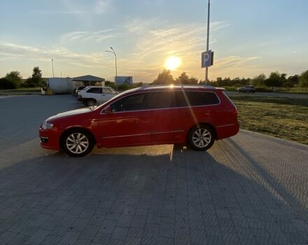 Червоний Фольксваген Пассат Варіант, об'ємом двигуна 2 л та пробігом 355 тис. км за 6400 $, фото 2 на Automoto.ua